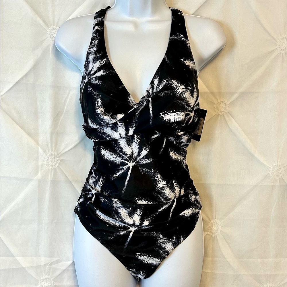 New Women’s Black and White One Piece Swimsuit- medium